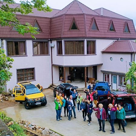 Inaisi Hotel Кутаиси Экстерьер фото