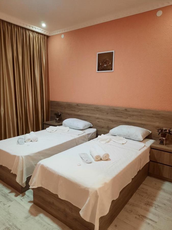 Inaisi Hotel Кутаиси Экстерьер фото