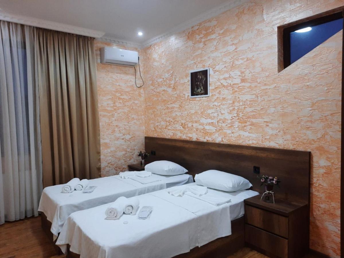 Inaisi Hotel Кутаиси Экстерьер фото