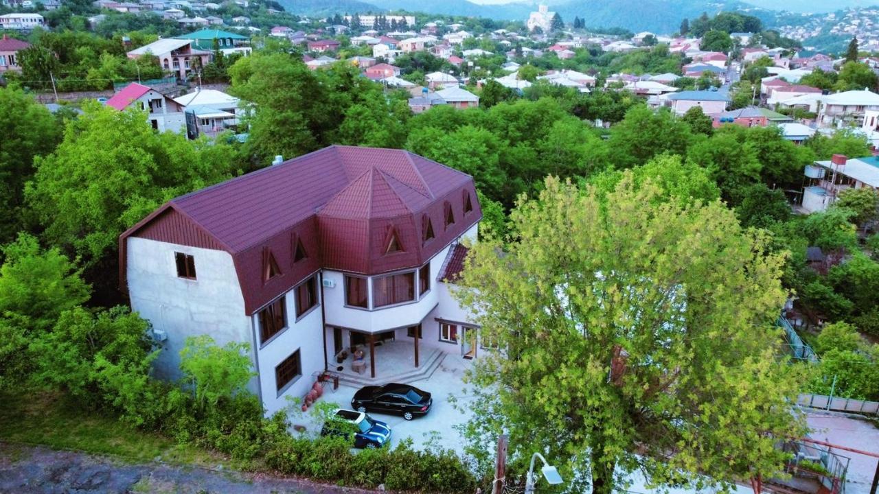 Inaisi Hotel Кутаиси Экстерьер фото