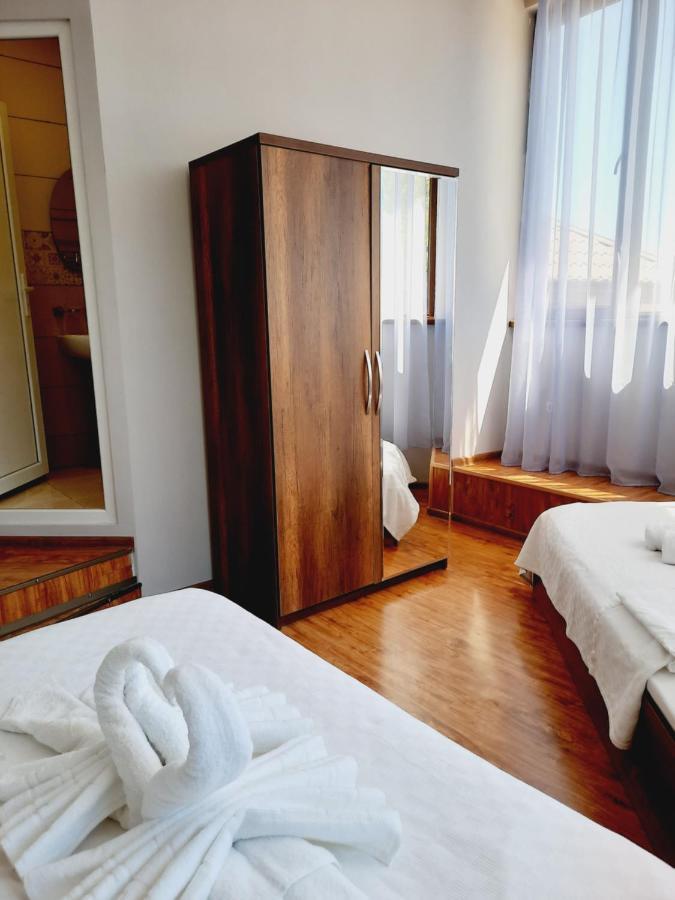 Inaisi Hotel Кутаиси Экстерьер фото