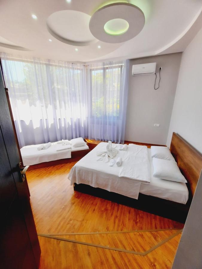 Inaisi Hotel Кутаиси Экстерьер фото