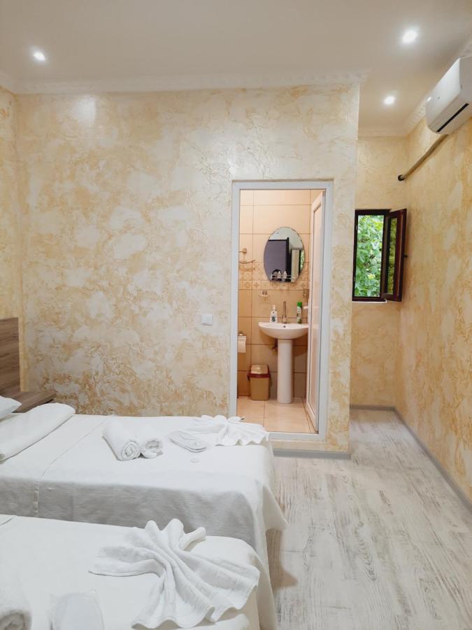 Inaisi Hotel Кутаиси Экстерьер фото
