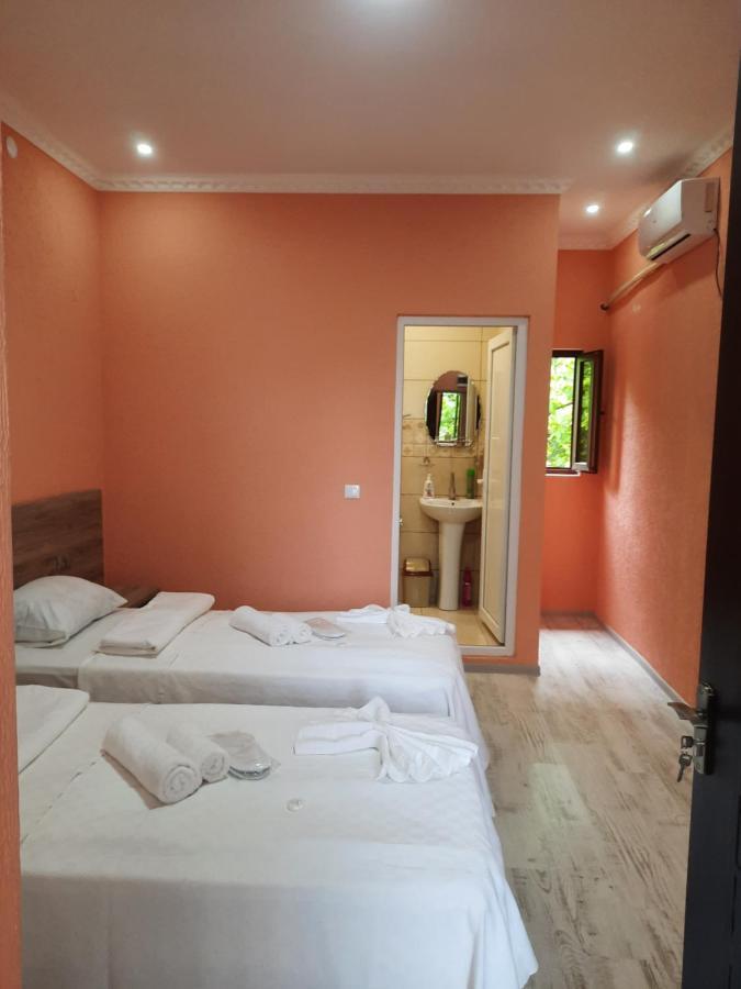 Inaisi Hotel Кутаиси Экстерьер фото