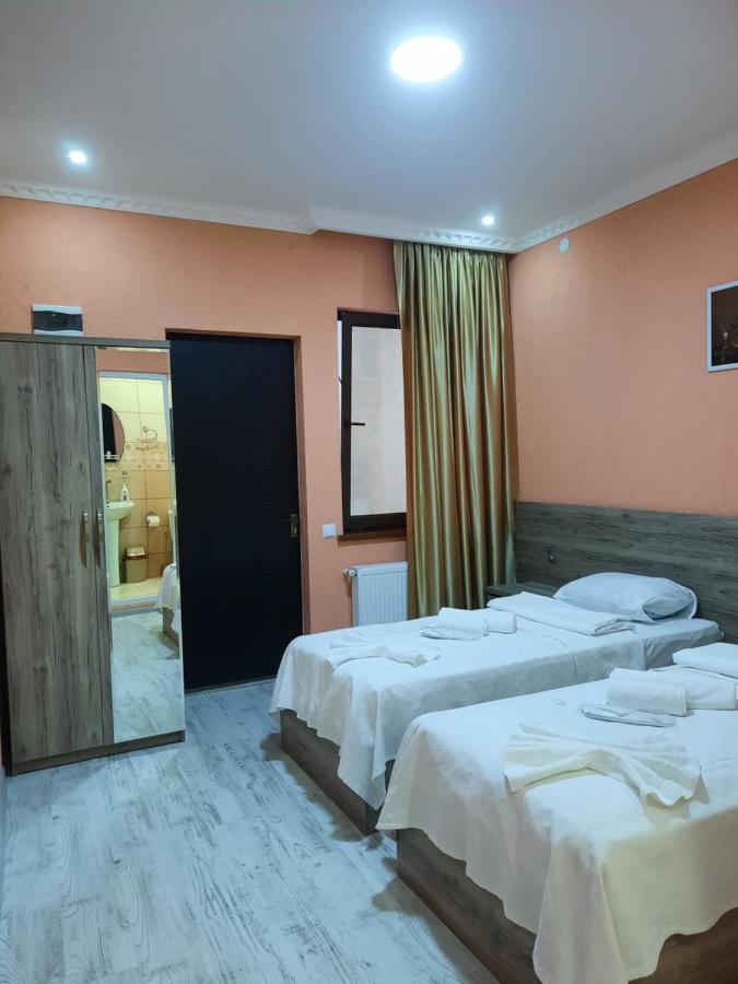 Inaisi Hotel Кутаиси Экстерьер фото