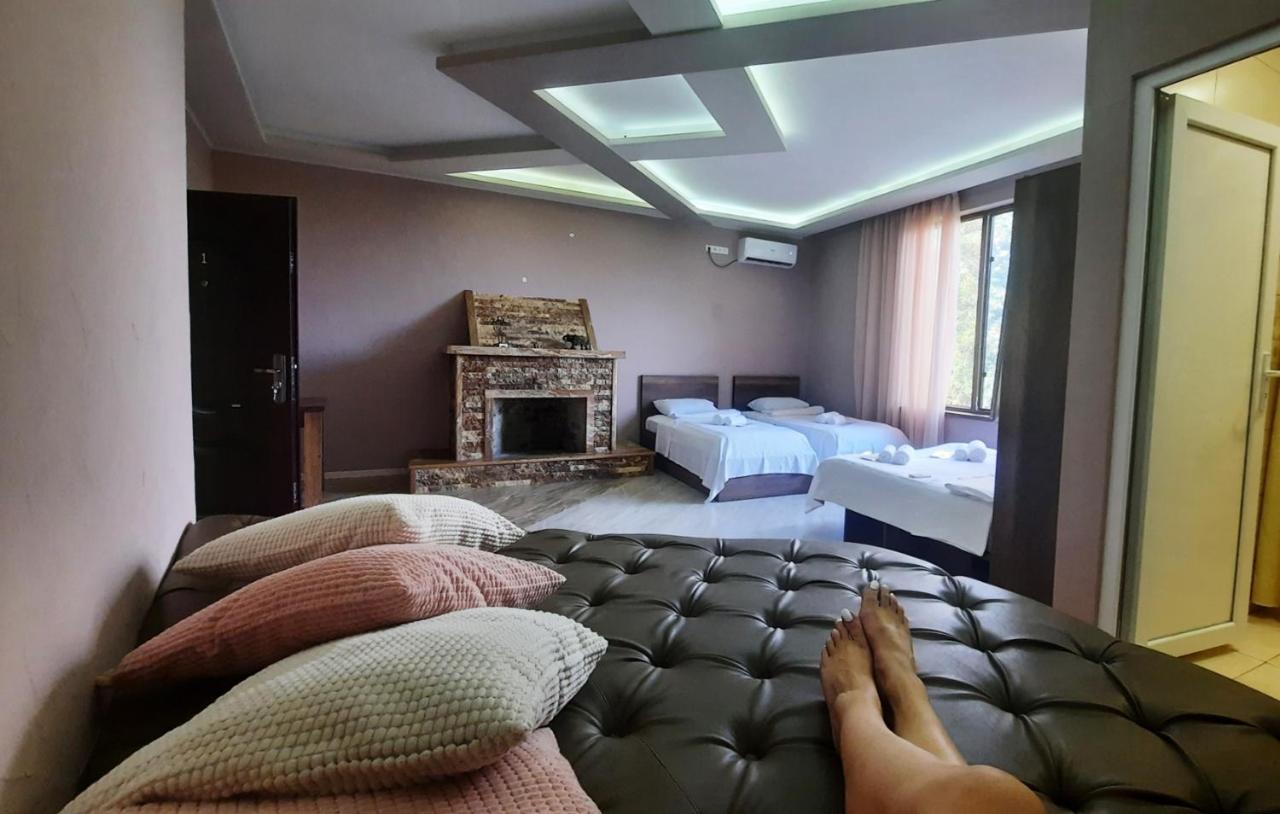 Inaisi Hotel Кутаиси Экстерьер фото